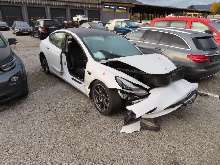 Tesla Model 3 2018-2023 (Fase 1) delebil , Motorkode: 3D3|3D5, Girkassekode: 