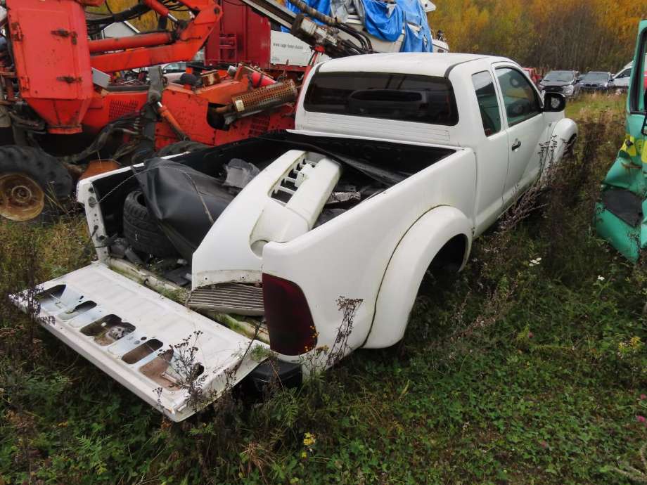 Toyota Hilux 2006-2011 delebil , Motorkode: 2KD-FTV, Girkassekode: 