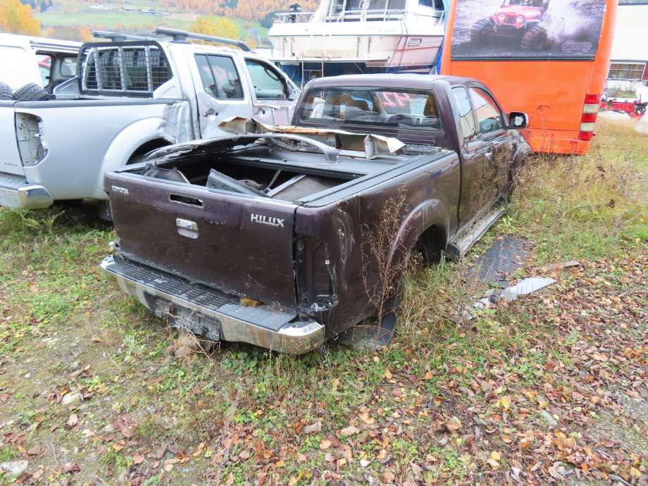 Toyota Hilux 2002-2005 delebil , Motorkode: , Girkassekode: 
