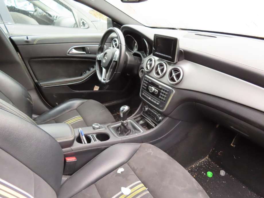 Mercedes CLA 2013-2019 (C117) delebil , Motorkode: 270910, Girkassekode: 