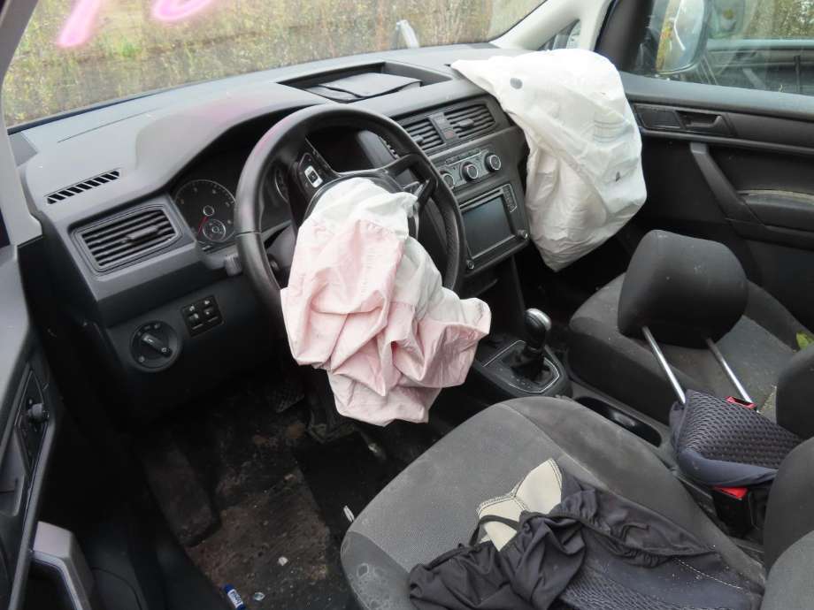 VW Caddy 2015-2020 (Type III, Fase 3) delebil , Motorkode: DFS, Girkassekode: