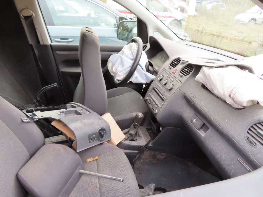 VW Caddy 2015-2020 (Type III, Fase 3) delebil , Motorkode: CFH, Girkassekode: 
