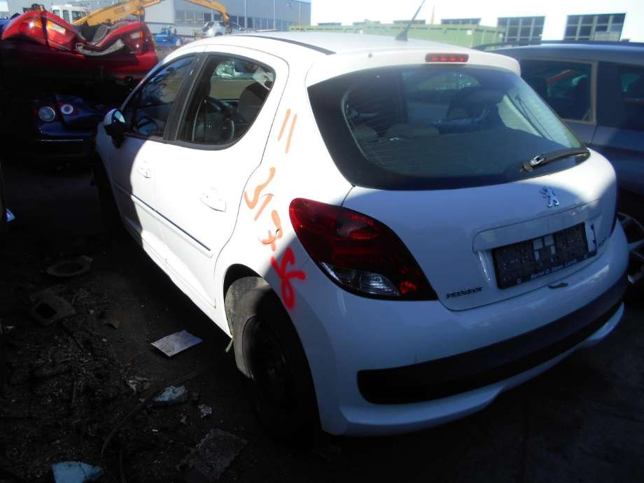 Peugeot 207 2006-2012 , Motorkode: 8H01, Girkassekode: 