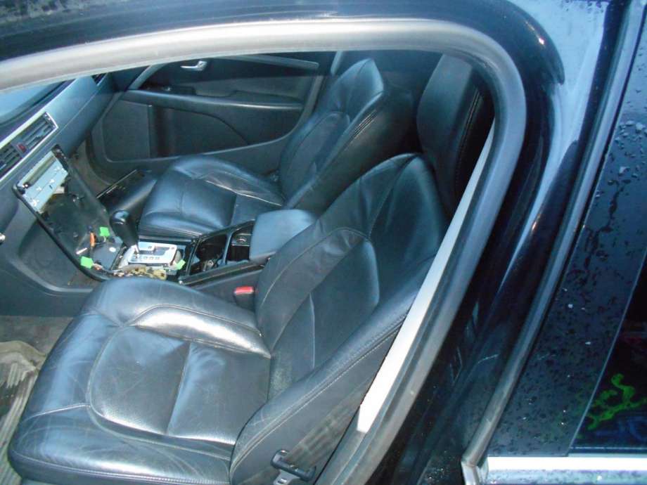 Volvo V70 2007-2013 (Type III, Fase 1) delebil , Motorkode: D5244T(14), Girkassekode: