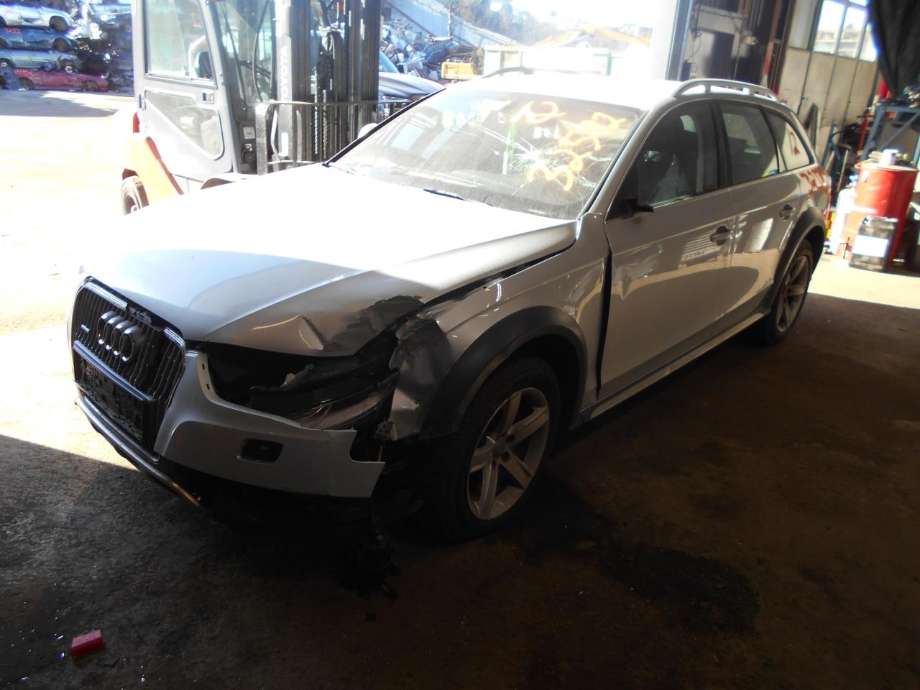 Audi A4, Allroad 2009-2016 (Type I) (B8) (B8), Motorkode: CGLD, Girkassekode: NSB