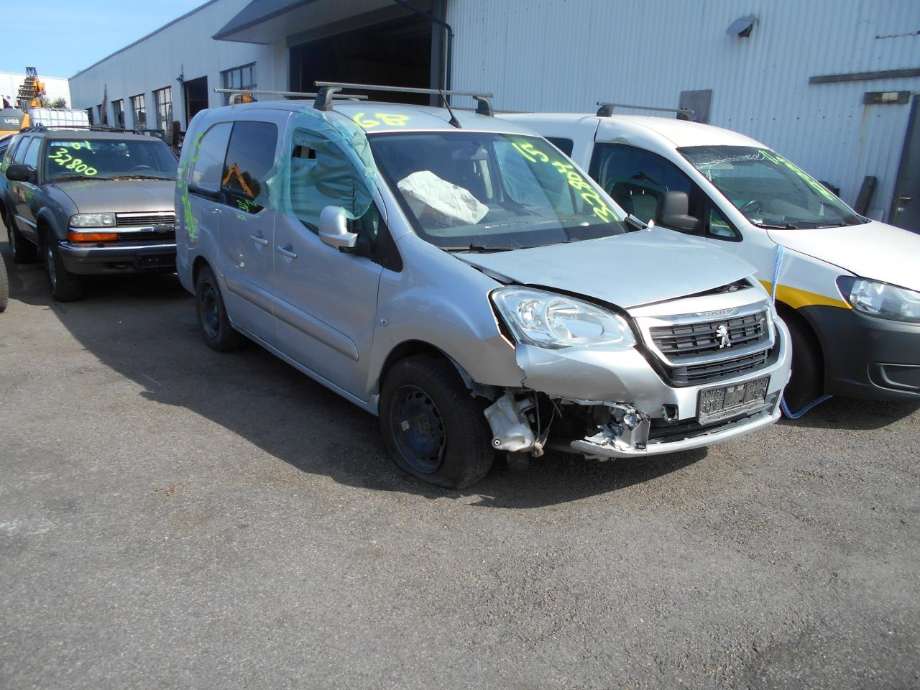 Peugeot Partner, 2015-2019 (Type II, Fase 2)  delebil , Motorkode: 9H06