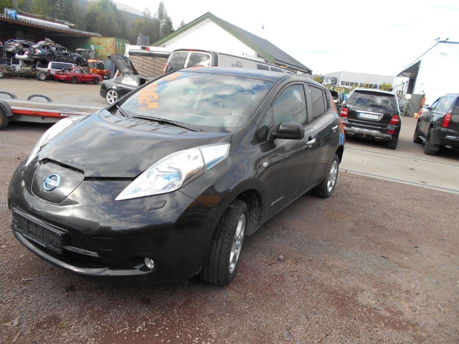 Nissan Qashqai 2007-2010 (Type I, Fase 1) delebil , Motorkode: HR16, Girkassekode: