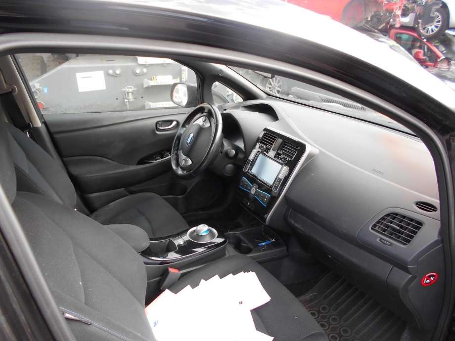 Nissan Qashqai 2007-2010 (Type I, Fase 1) delebil , Motorkode: HR16, Girkassekode: