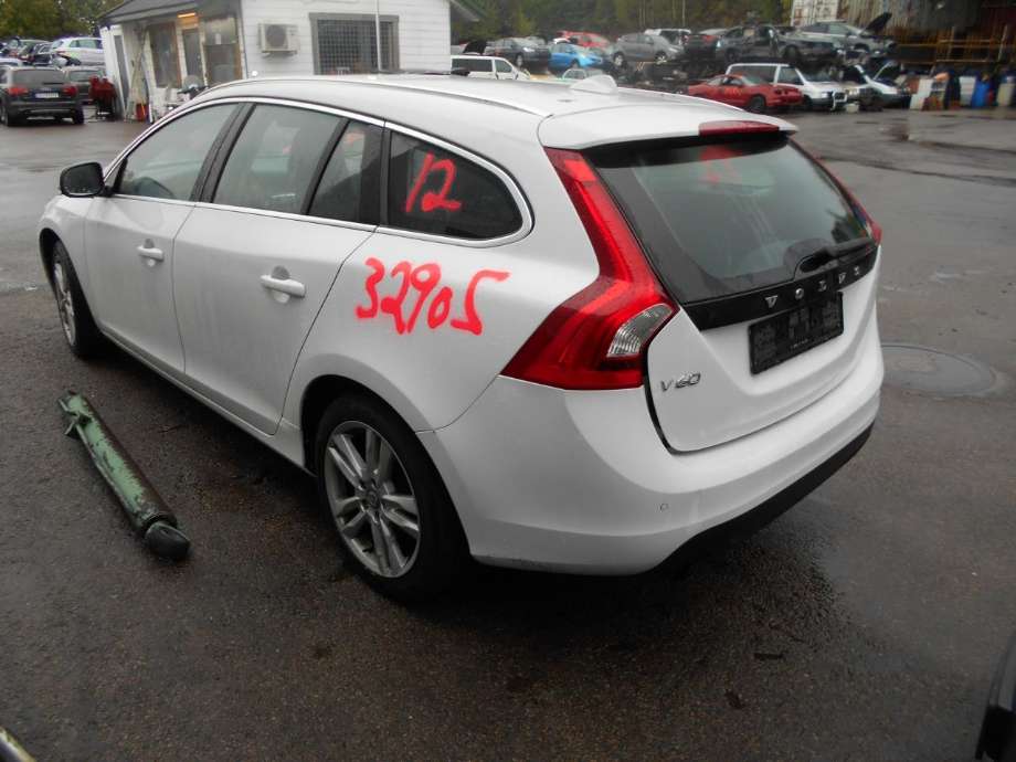 Volvo V60 2010-2013 (Type I, Fase 1) , Motorkode: D4162T, Girkassekode: 