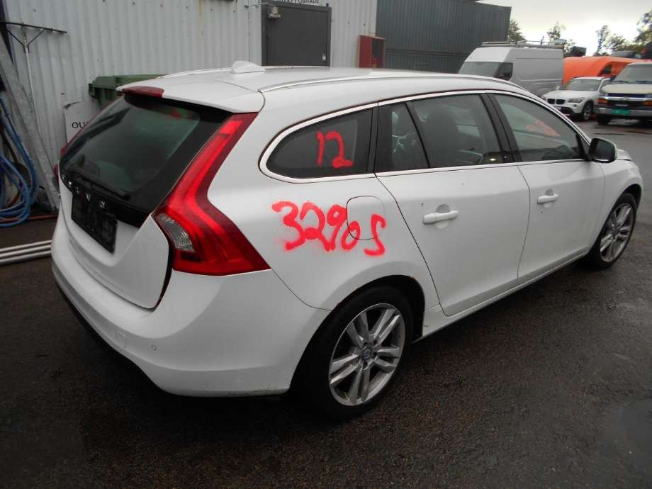 Volvo V60 2010-2013 (Type I, Fase 1) , Motorkode: D4162T, Girkassekode: 