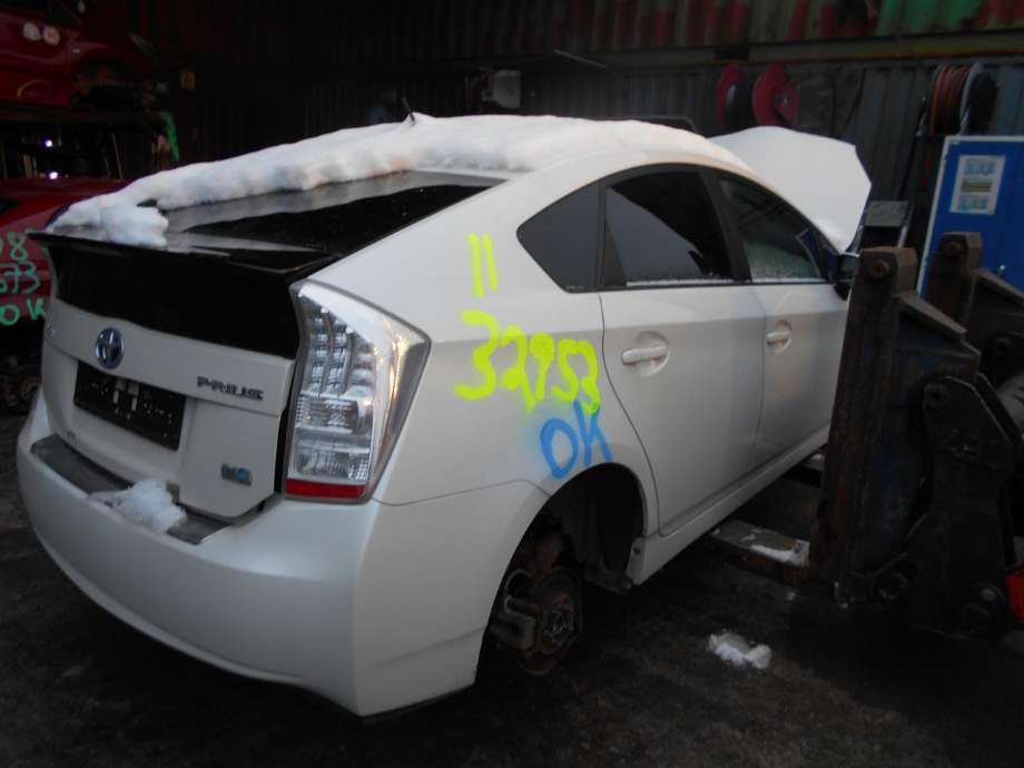 Toyota Prius 2009-2016 (Type III) (COMBI) (COMBI), Motorkode: 2ZR-FXE, Girkassekode: 
