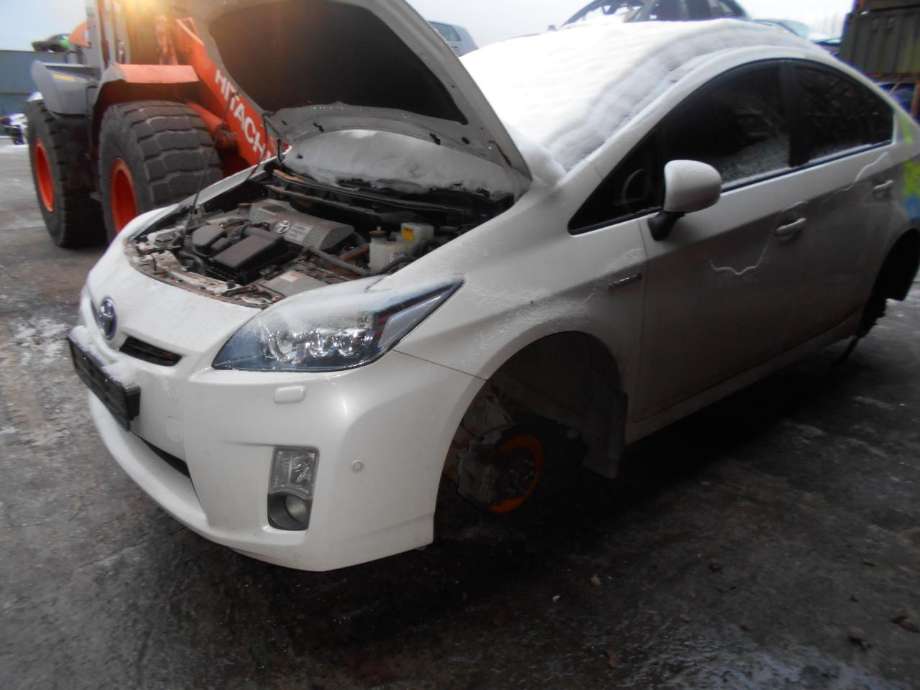 Toyota Prius 2009-2016 (Type III) (COMBI) (COMBI), Motorkode: 2ZR-FXE, Girkassekode: 