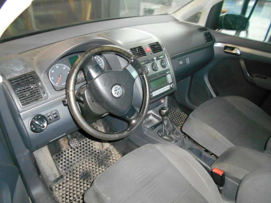 VW Touran 2007-2010 (Type I, Fase 2) , Motorkode: BXE, Girkassekode: 