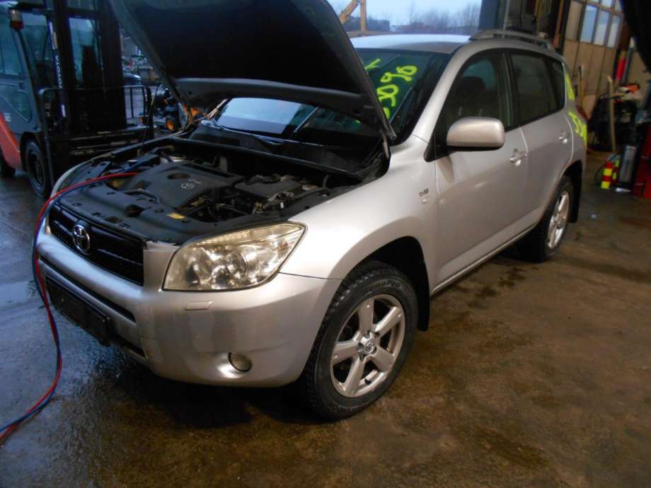 Toyota RAV4, 2006-2009 (Type III, Fase 1)  delebil , Motorkode: 2AD-FTV