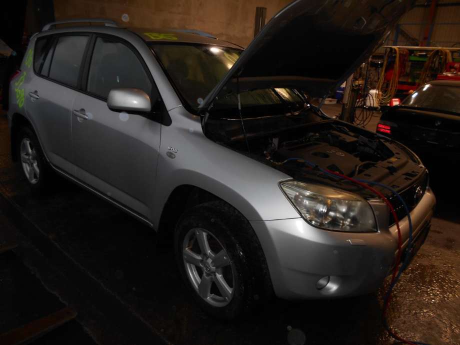 Toyota RAV4 2006-2009 (Type III, Fase 1) , Motorkode: 2AD-FTV, Girkassekode: