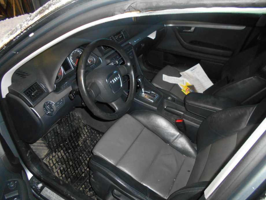 Audi A4 2004-2008 (Type III) (B7) delebil , Motorkode: BWE, Girkassekode: