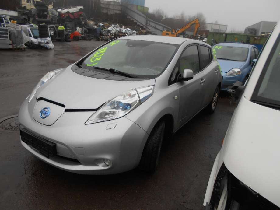 Nissan Leaf 2011-2017 (Type I) delebil , Motorkode: EM61, Girkassekode: 