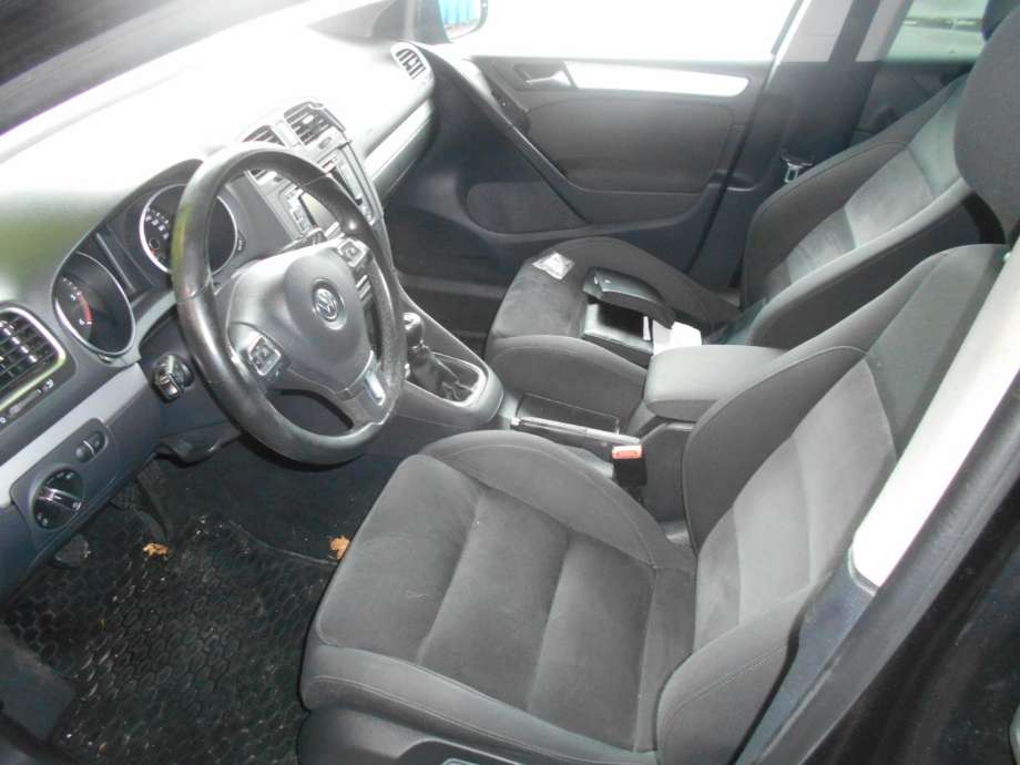 VW Golf VI 2008-2012 , Motorkode: CFF, Girkassekode: 