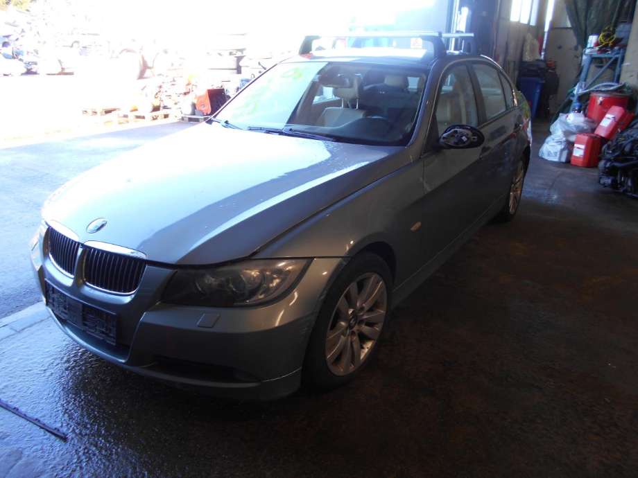 BMW 3-Serie 2005-2011 (E90/E91/E92/E93) delebil , Motorkode: N52B25A, Girkassekode: 