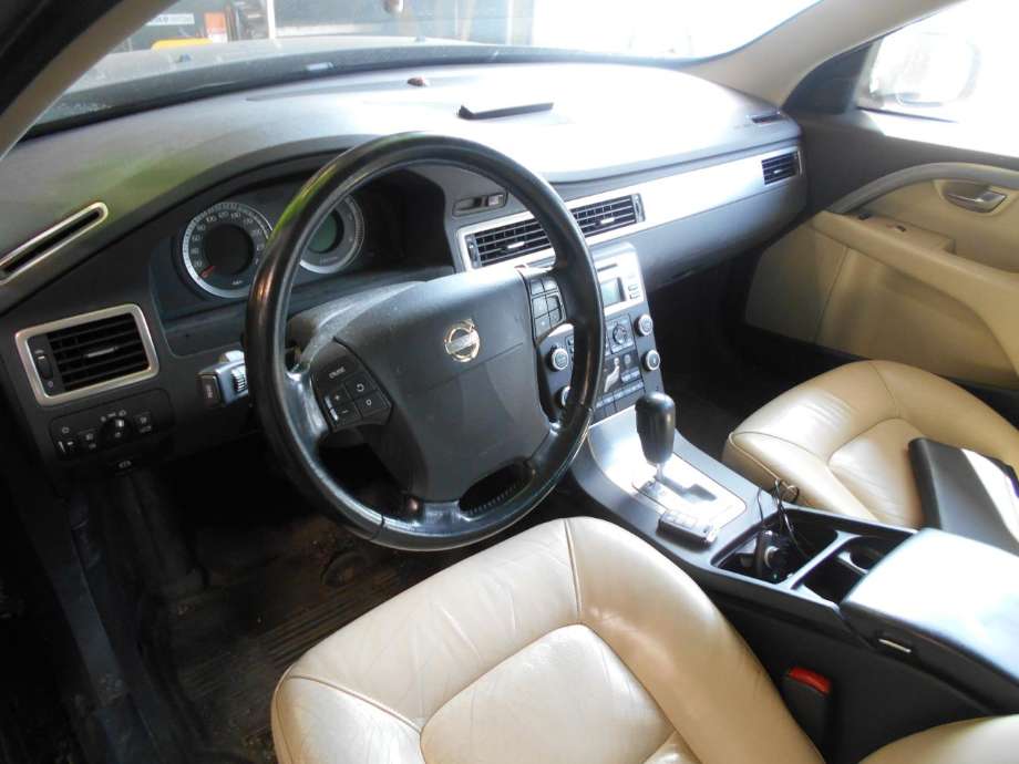 Volvo V70 2007-2013 (Type III, Fase 1) , Motorkode: D5244T(5), Girkassekode: 