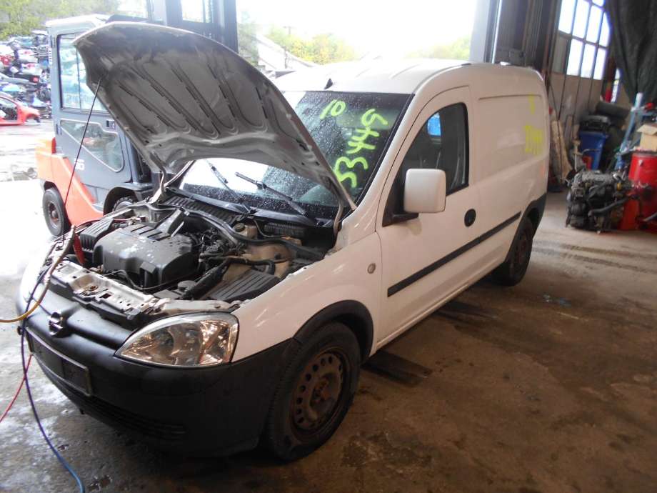 Opel Combo C 2002-2011 delebil , Motorkode: Z13DTJ, Girkassekode: 