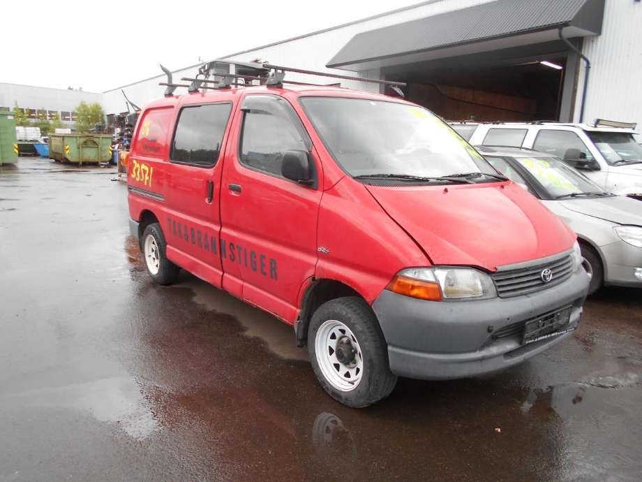 Toyota Hiace, 2001-2006 (Fase 2)  delebil , Motorkode: 2KD-FTV