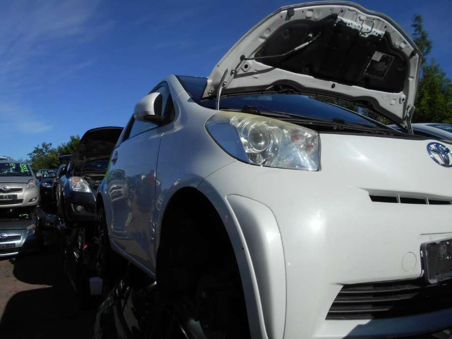 Toyota iQ 2009-2014 delebil , Motorkode: 1KR-FE, Girkassekode: 