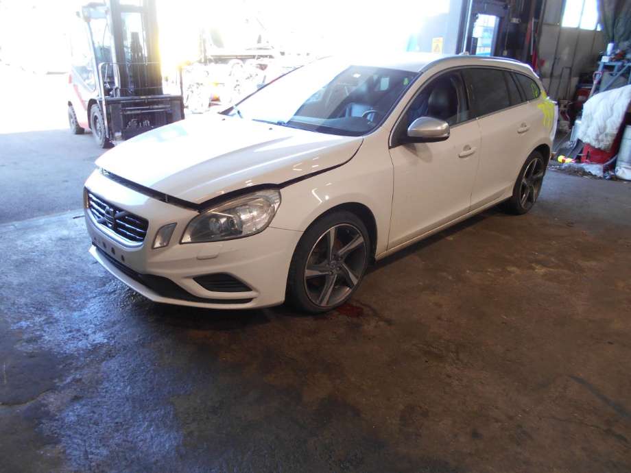 Volvo V60 2010-2013 (Type I, Fase 1) , Motorkode: D4162T, Girkassekode: