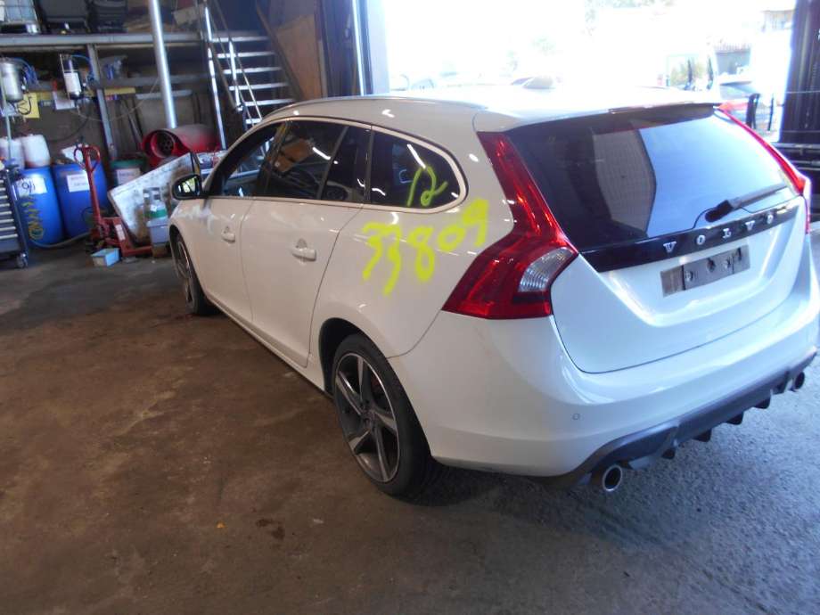 Volvo V60 2010-2013 (Type I, Fase 1) , Motorkode: D4162T, Girkassekode: