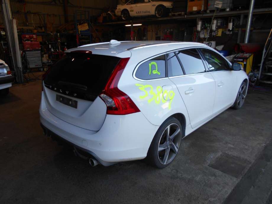 Volvo V60 2010-2013 (Type I, Fase 1) , Motorkode: D4162T, Girkassekode: