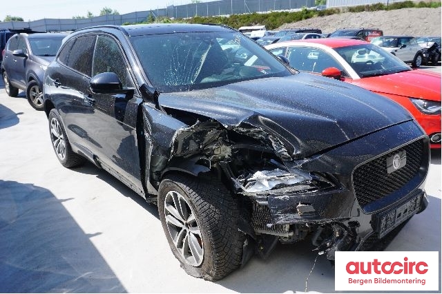 Jaguar F-PACE 2016-->> (X761) (X761), Motorkode: 204PT, Girkassekode: ZF 8HP45