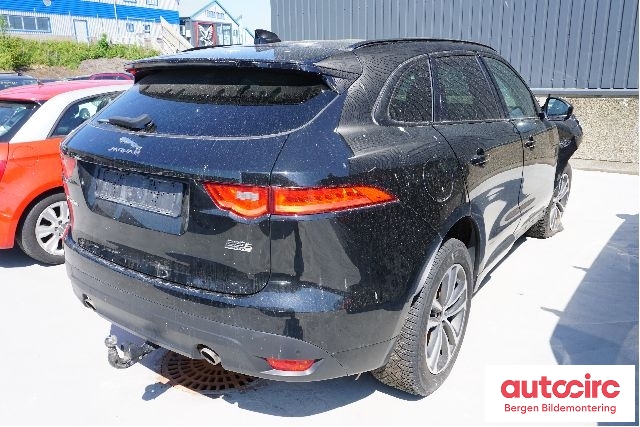 Jaguar F-PACE 2016-->> (X761) (X761), Motorkode: 204PT, Girkassekode: ZF 8HP45