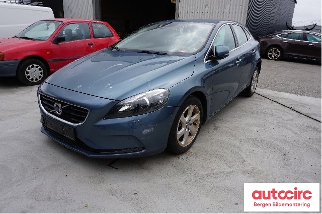 Volvo V40 2012-2019 , Motorkode: D4162T, Girkassekode: 