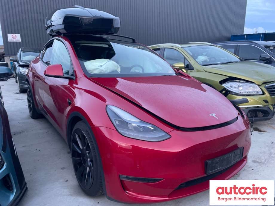 Tesla Model Y 2021-2024 (Type I) , Motorkode: , Girkassekode: 