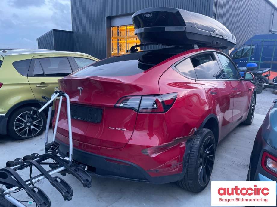 Tesla Model Y 2021-2024 (Type I) , Motorkode: , Girkassekode: 