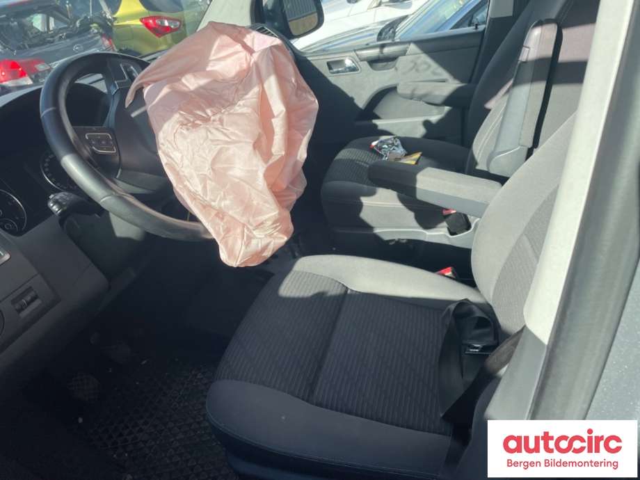VW Transporter / Caravelle 2009-2015 (Fase 2) (T5) (T5), Motorkode: CAAD, Girkassekode: 