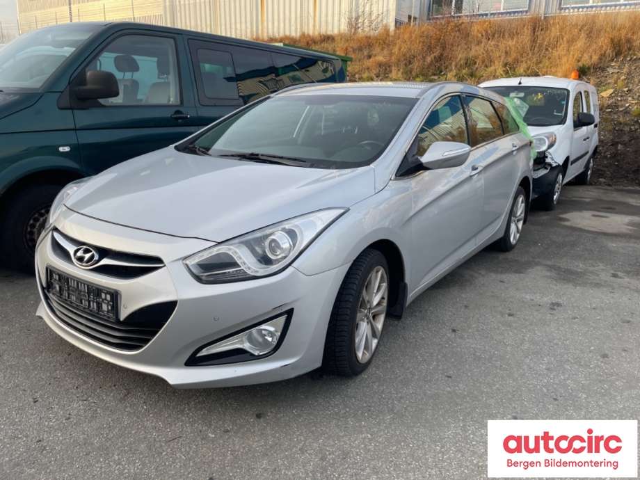 Hyundai i40 2012-2017 , Motorkode: D4FD, Girkassekode: TN02