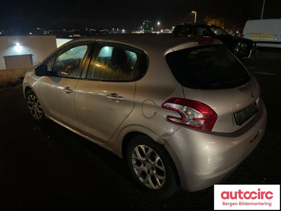 Peugeot 208 2012-2019 (Type I) , Motorkode: HMZ, Girkassekode: 