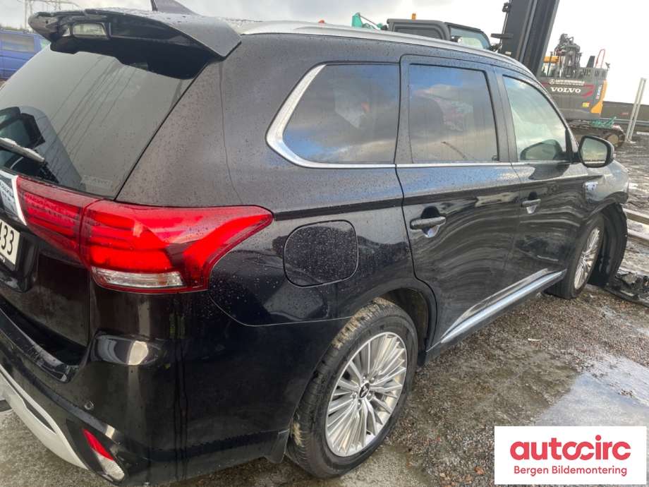 Mitsubishi Outlander 2015-->> (Type III, Fase 2) , Motorkode: 4B12, Girkassekode: F1EKA-1-A1Z