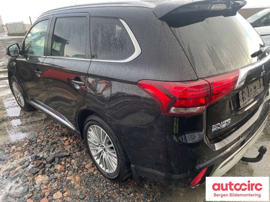 Mitsubishi Outlander 2015-->> (Type III, Fase 2) , Motorkode: 4B12, Girkassekode: F1EKA-1-A1Z
