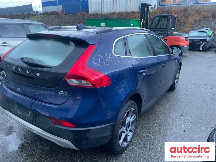 Volvo V40 2012-2019 , Motorkode: D4162T, Girkassekode: 