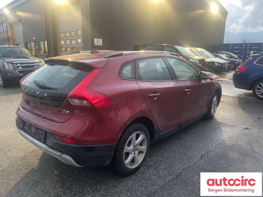 Volvo V40 2012-2019 delebil , Motorkode: D4162T, Girkassekode: 