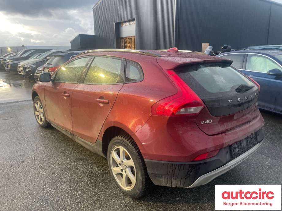 Volvo V40 2012-2019 delebil , Motorkode: D4162T, Girkassekode: 