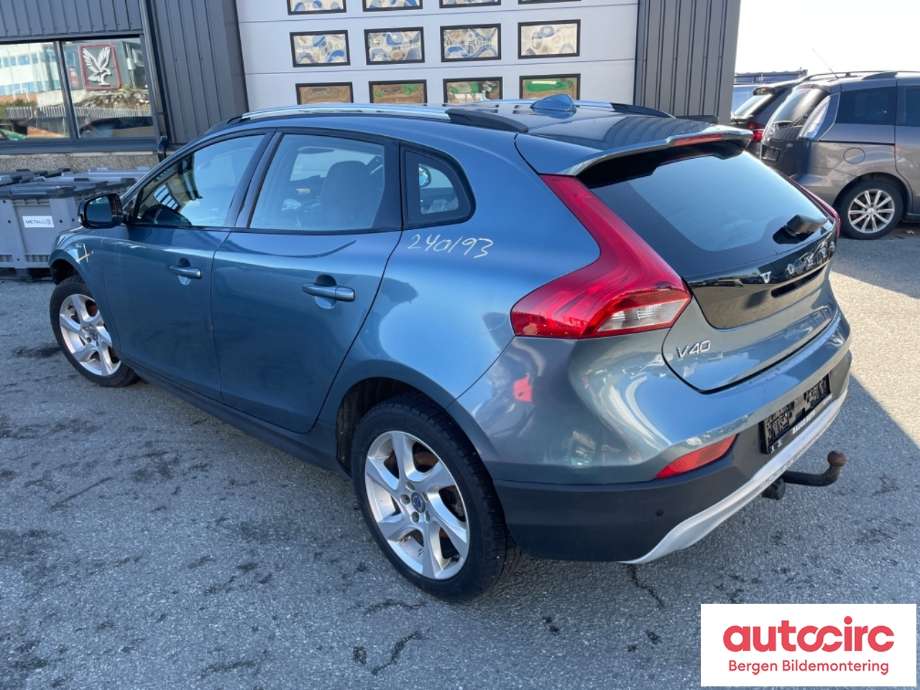 Volvo V40 2012-2019 , Motorkode: D4162T, Girkassekode: 6-PSHIFT 2WD / MPS6