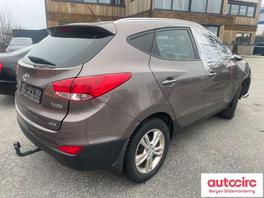Hyundai Ix35 2010-2015 , Motorkode: G4KD, Girkassekode: P942