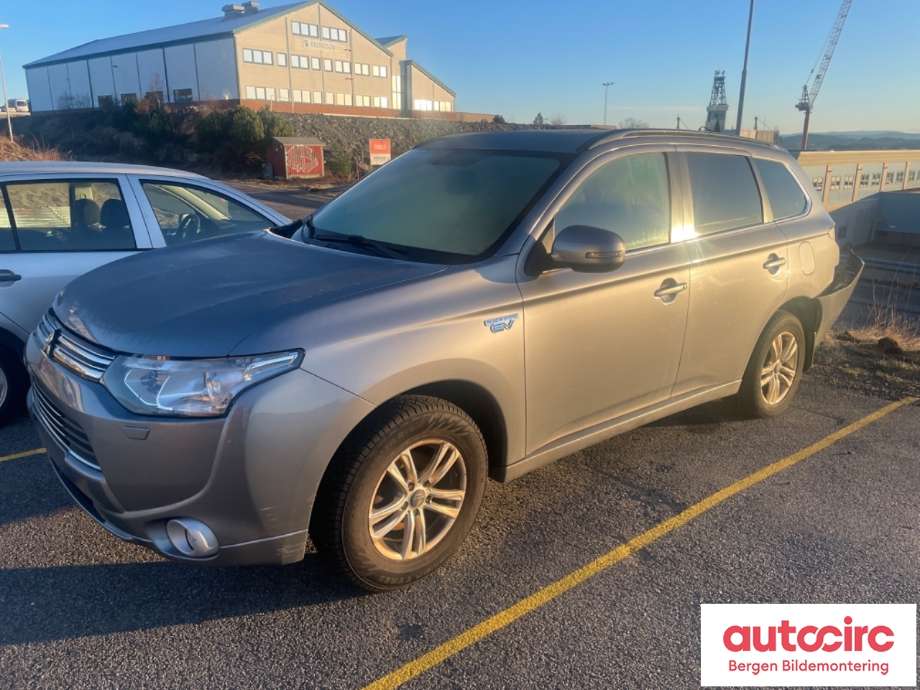 Mitsubishi Outlander 2012-2015 (Type III, Fase 1) , Motorkode: 4B11, Girkassekode: 
