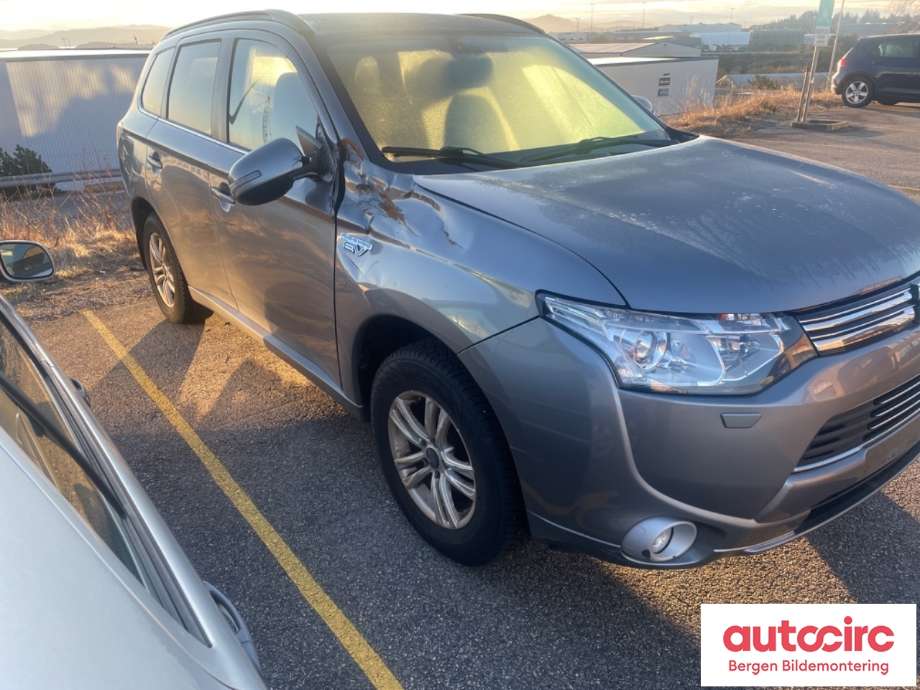 Mitsubishi Outlander 2012-2015 (Type III, Fase 1) , Motorkode: 4B11, Girkassekode: 