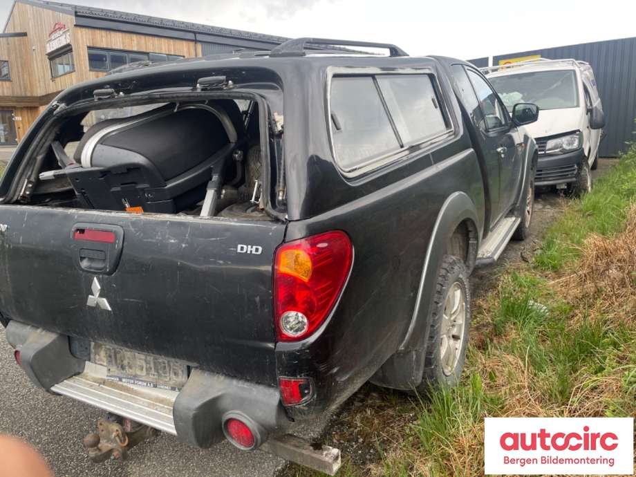 Mitsubishi L200 2006-2015 (Type IV) , Motorkode: 4D56, Girkassekode: V5MB1-J