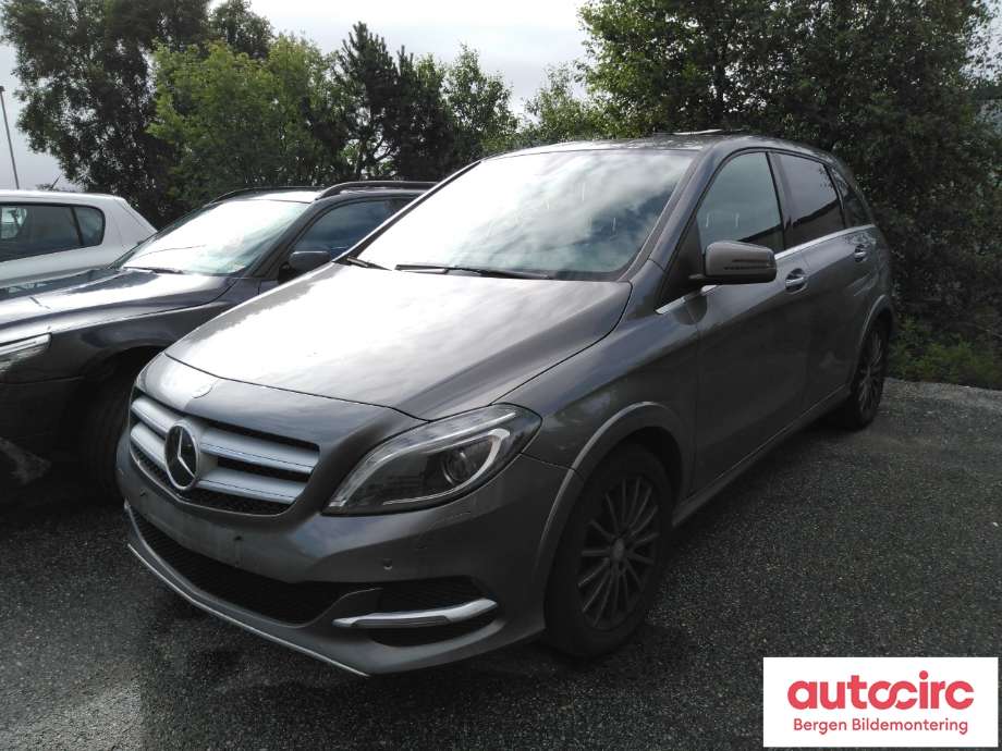 Mercedes B-Klasse 2011-2018 (W246) (W246), Motorkode: EM780.990, Girkassekode: 