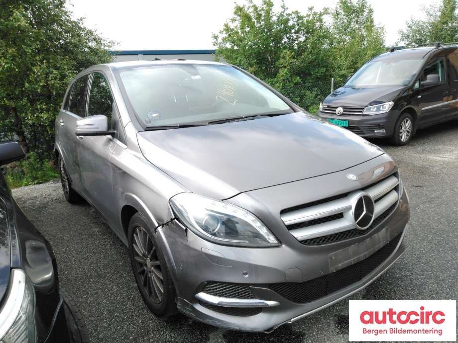 Mercedes B-Klasse 2011-2018 (W246) (W246), Motorkode: EM780.990, Girkassekode: 